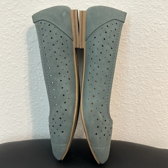 WHITE MT. LINDA SUEDE BALLET FLAT GUC SZ 5.5M CAREER EVERYDAY VERSATILE - Picture 3 of 9